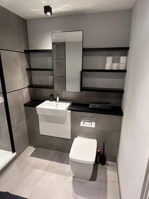Stunning One Bedroom Apartment London Eksteriør billede